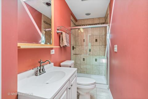 695 Mohave St, Hoffman Estates, IL 60169 photo 7