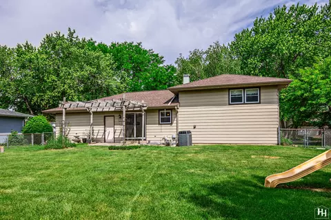 79 Lockman Cir, Elgin, IL 60123 photo 21