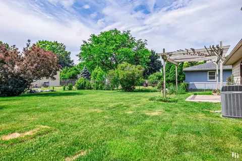 79 Lockman Cir, Elgin, IL 60123 photo 20
