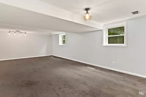 79 Lockman Cir, Elgin, IL 60123 photo 11