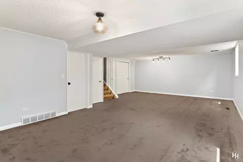 79 Lockman Cir, Elgin, IL 60123 photo 12