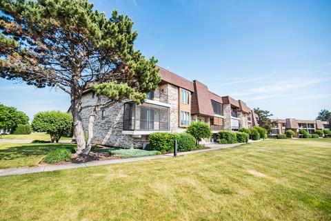 15700 Deerfield Ct #2N, Orland Park, IL 60462
