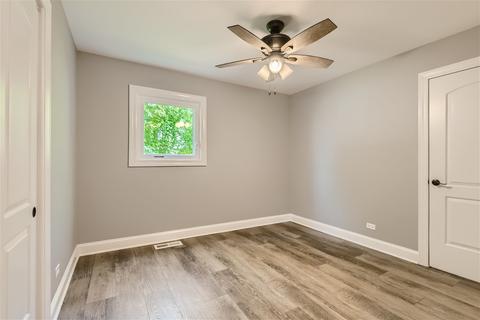 327 Mohawk St, Park Forest, IL 60466 photo 15