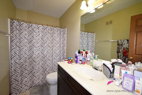 987 Symphony Dr, Aurora, IL 60504 photo 22