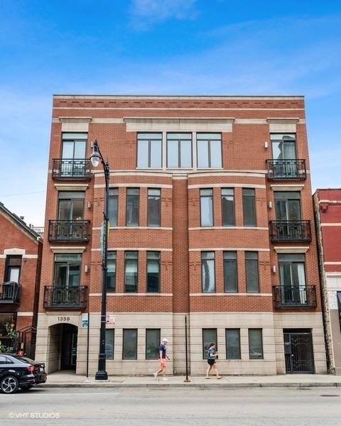 1359 W Fullerton Ave #3W, Chicago, IL 60614
