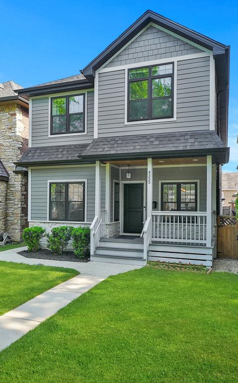 4355 W Hollywood Ave, Chicago, IL 60646