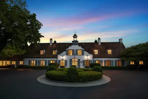 1221 S Estate Ln, Lake Forest, IL 60045
