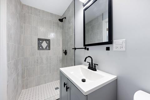 298 N Hammes Ave, Kankakee, IL 60901 photo 9