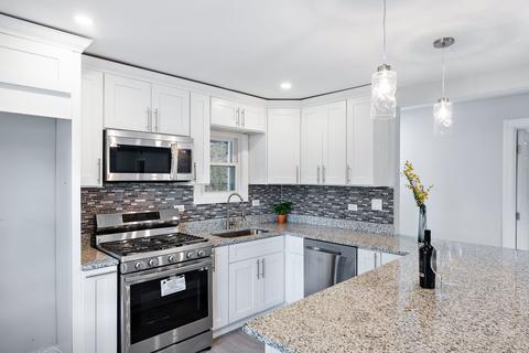 298 N Hammes Ave, Kankakee, IL 60901 photo 6