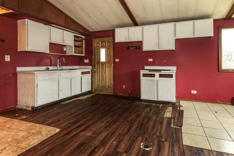2145 E Maple St, Kankakee, IL 60901 photo 4
