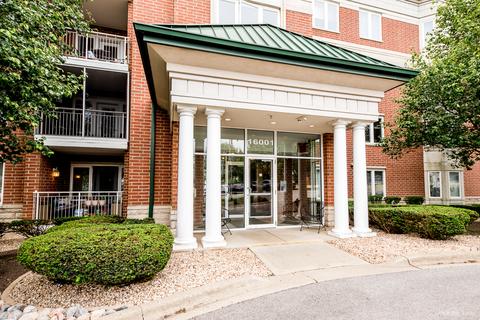16001 S 88th Ave #202, Orland Park, IL 60462