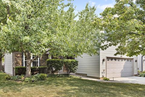 1380 Huntington Dr, Mundelein, IL 60060