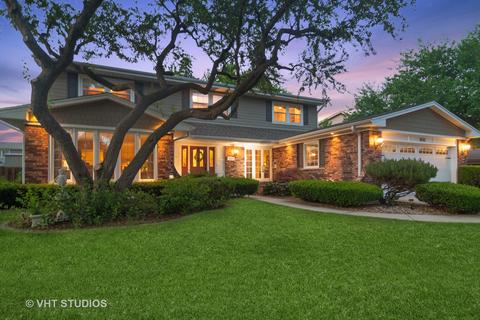 1010 E Waverly Dr, Arlington Heights, IL 60004