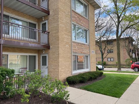 4901 N Harlem Ave #1, Chicago, IL 60656