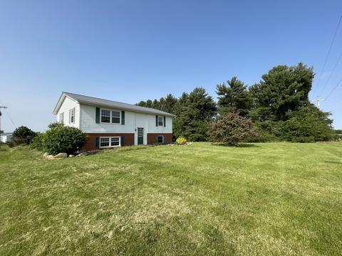 8686 1250 Ave N, Buda, IL 61314