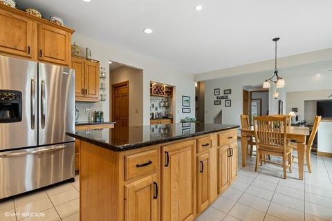 745 Spruce Tree Dr, Cary, IL 60013 photo 15