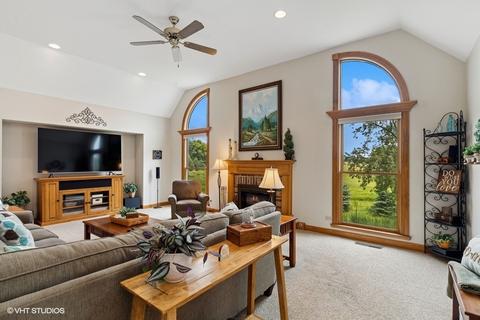 745 Spruce Tree Dr, Cary, IL 60013 photo 18