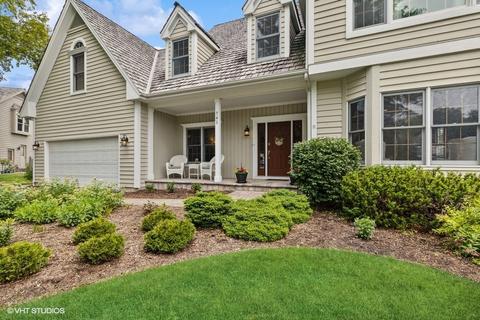 745 Spruce Tree Dr, Cary, IL 60013 photo 3