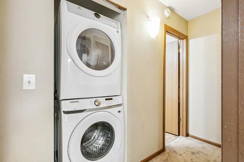 1101 Symphony Dr, Aurora, IL 60504 photo 17