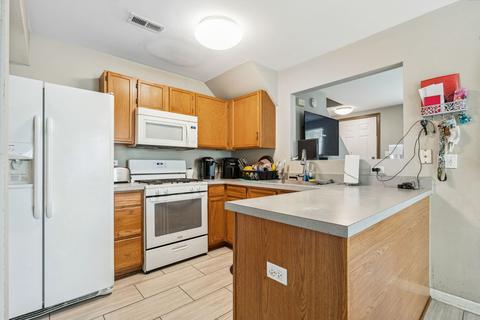 1101 Symphony Dr, Aurora, IL 60504 photo 6