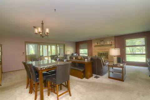 11905 Eshbach Ct, Algonquin, IL 60102 photo 9