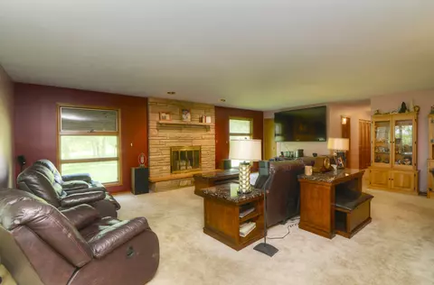 11905 Eshbach Ct, Algonquin, IL 60102 photo 7