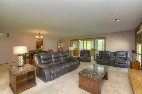 11905 Eshbach Ct, Algonquin, IL 60102 photo 10