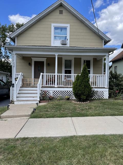 539 Spruce St, Aurora, IL 60506