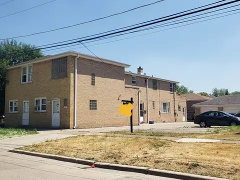 4545 Center Ave, Lyons, IL 60534