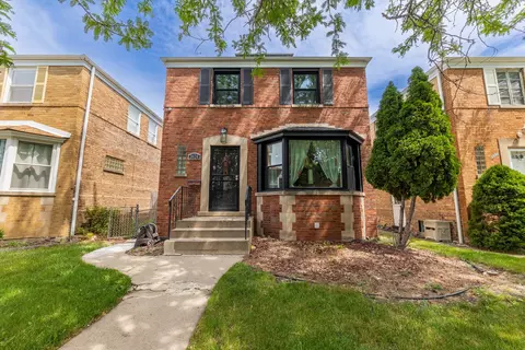 3824 W 59th St, Chicago, IL 60629