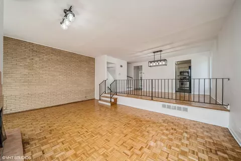 1174 E 53rd St, Chicago, IL 60615 photo 7