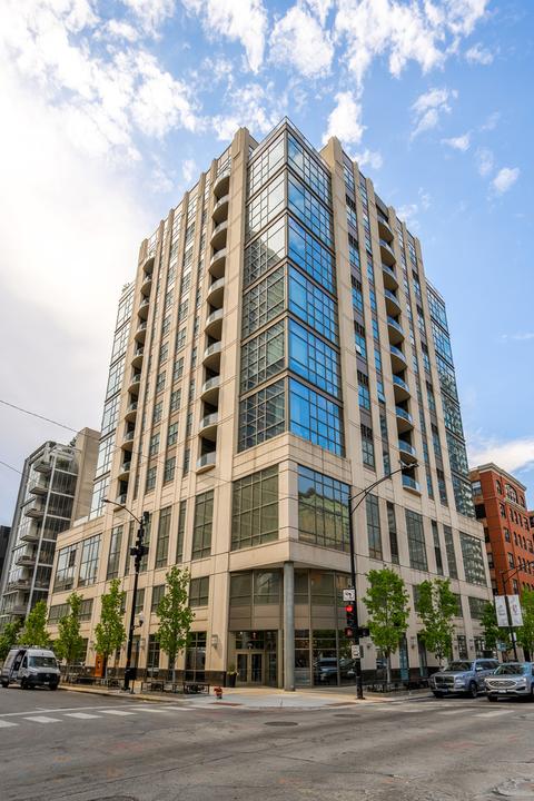 150 W Superior St #1403, Chicago, IL 60654