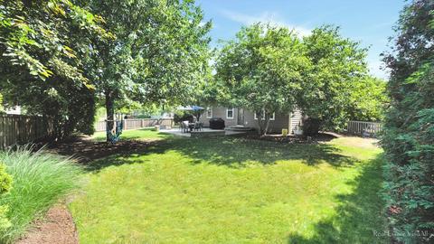 3044 Bridgeham St, Elgin, IL 60124 photo 41