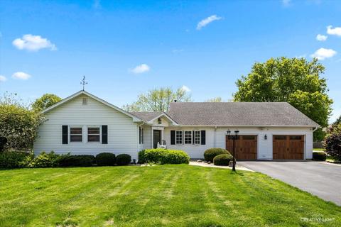 1740 W Downer Pl, Aurora, IL 60506
