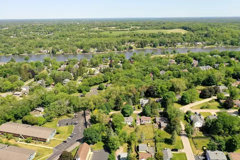 403 Highview Dr, Fox River Grove, IL 60021 photo 15