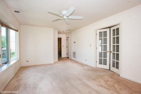 225 E Hawthorne Blvd, Wheaton, IL 60187 photo 10