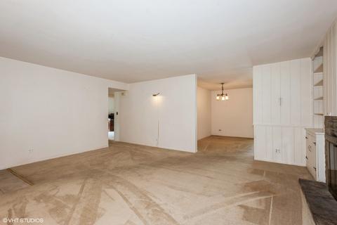 225 E Hawthorne Blvd, Wheaton, IL 60187 photo 4
