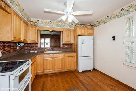 225 E Hawthorne Blvd, Wheaton, IL 60187 photo 6