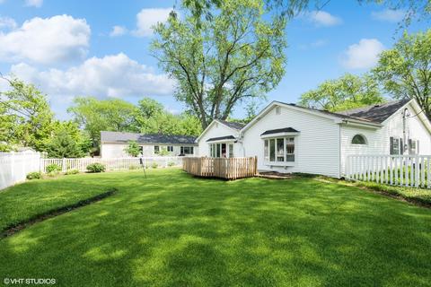 225 E Hawthorne Blvd, Wheaton, IL 60187 photo 2