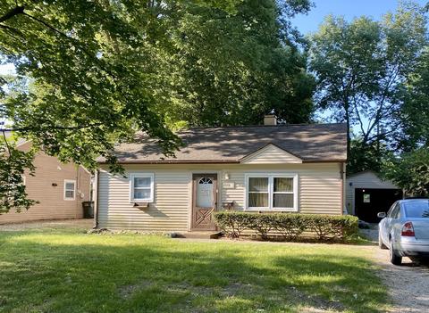 1001 Crestwood Dr, Urbana, IL 61801