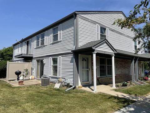 617 Shaw Ct #617, Schaumburg, IL 60194