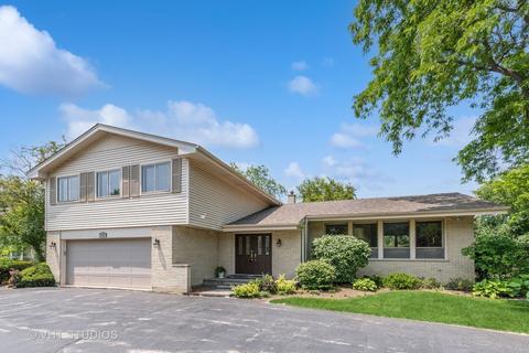 1191 Cambridge Ct, Highland Park, IL 60035