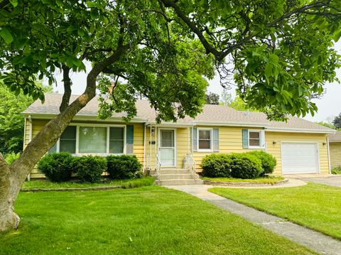 1611 W Acres Rd, Joliet, IL 60435
