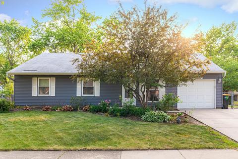 1702 Nippert Dr, Streamwood, IL 60107