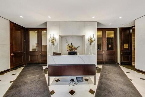100 E Bellevue Pl #28D, Chicago, IL 60611 photo 2