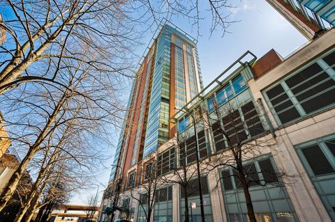 445 E North Water St #905, Chicago, IL 60611