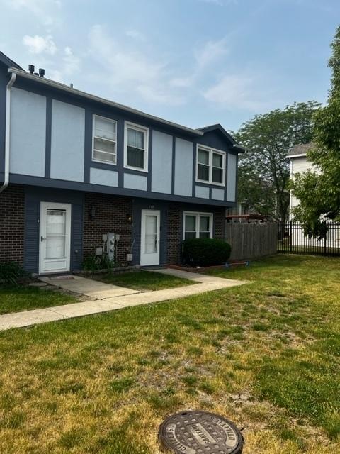 14 Fernwood Dr, Bolingbrook, IL 60440