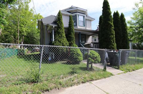 400 South Ave, Waukegan, IL 60085