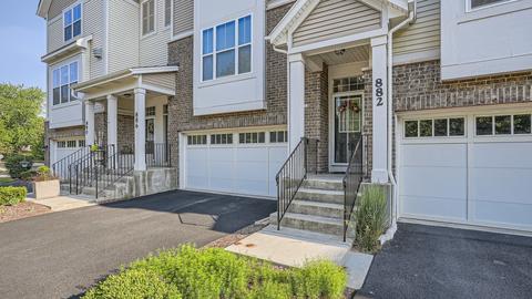 882 W Chase Ln, Palatine, IL 60067