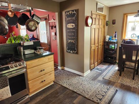 185 Fletcher Dr, Wheeling, IL 60090 photo 4